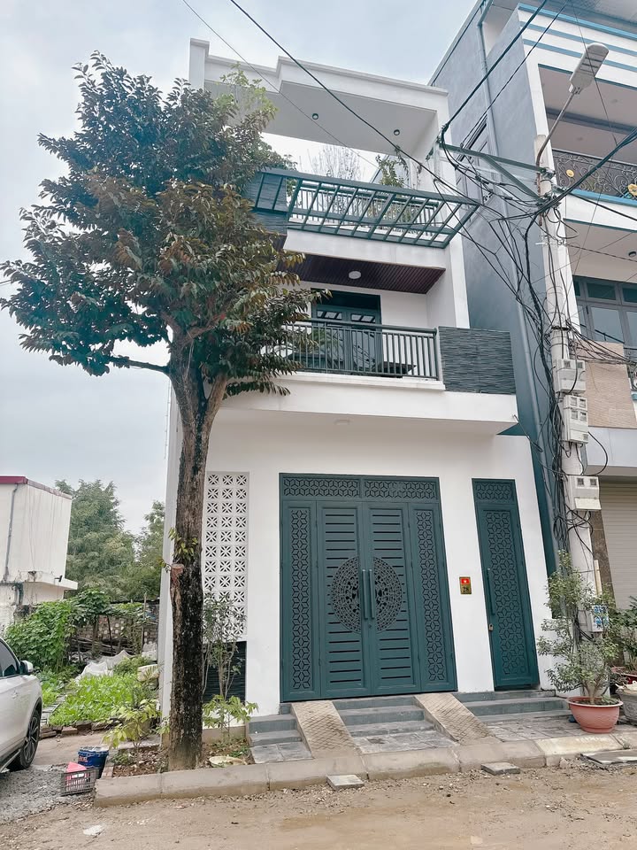 Nhà 3 tầng Tân Dân, Việt Trì 75.6m² giá 5 tỷ - Đường ô tô tránh, trung tâm thành phố!