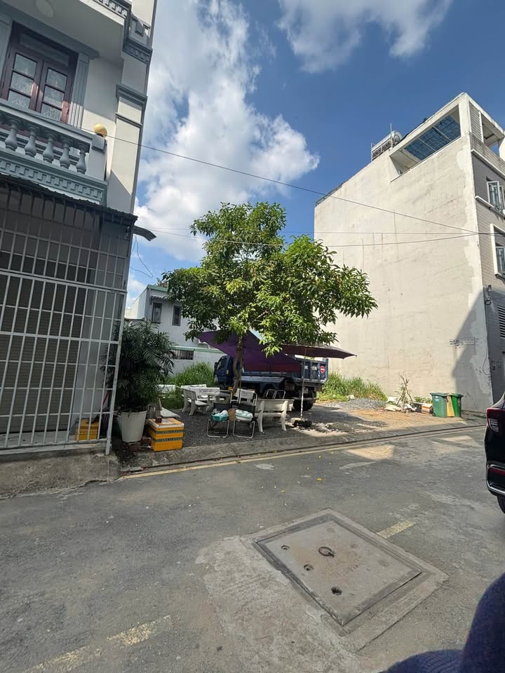 Bán Lô Đất HXH Nguyễn Thị Định, Thạnh Mỹ Lợi, Thủ Đức 81m² - Khu Dân Trí Cao, Giá Tốt!