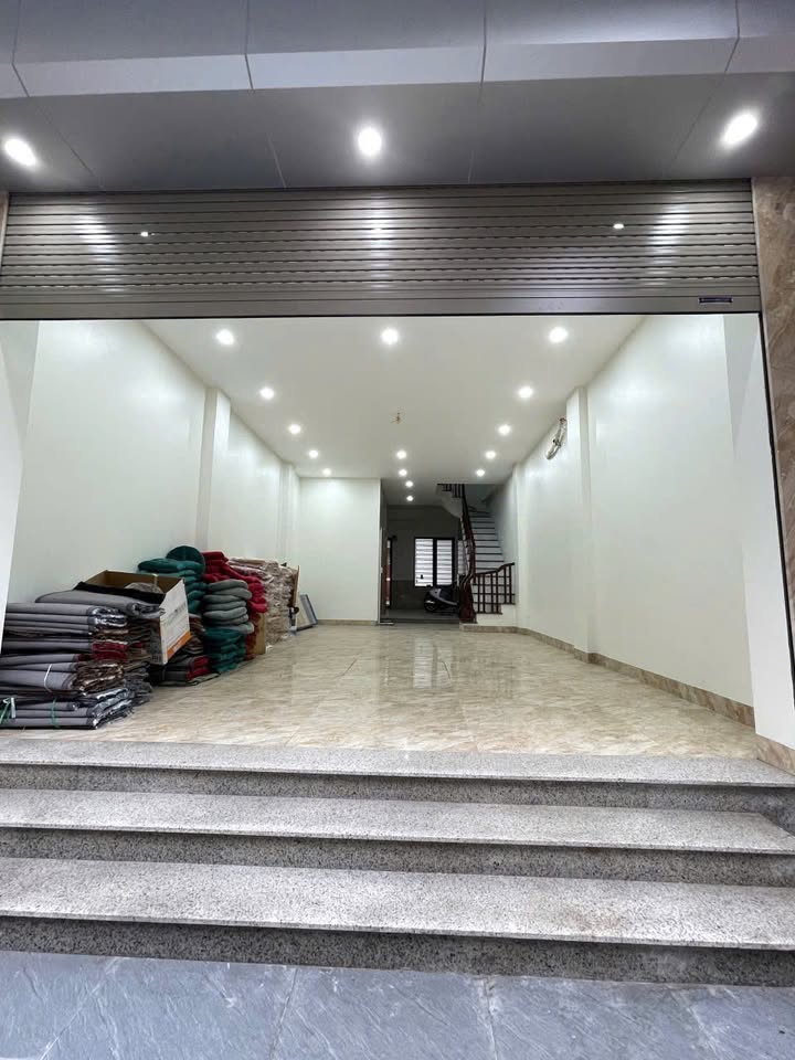 Cho thuê mặt bằng kinh doanh Ngô Thì Nhậm, Hà Đông 45m² - Phù hợp làm văn phòng, spa!