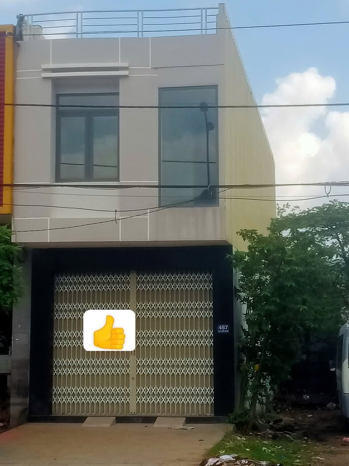 Nhà mặt tiền đường Lạc Long Quân, Quy Nhơn 76m² giá 3.3 tỷ - Thiết kế đẹp, sẵn sàng ở ngay!