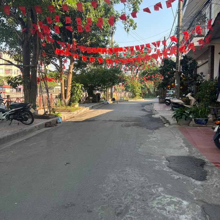 Đất nền đường Nguyễn Văn Mẫn Bắc Giang 65m² - Cạnh chợ, view hồ tuyệt đẹp!