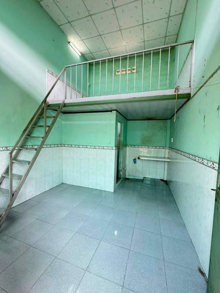 Phòng trọ Nguyễn Văn Linh Ninh Kiều 22m² giá 1.5 triệu - Gần ĐH Y Dược, tiện nghi đầy đủ!