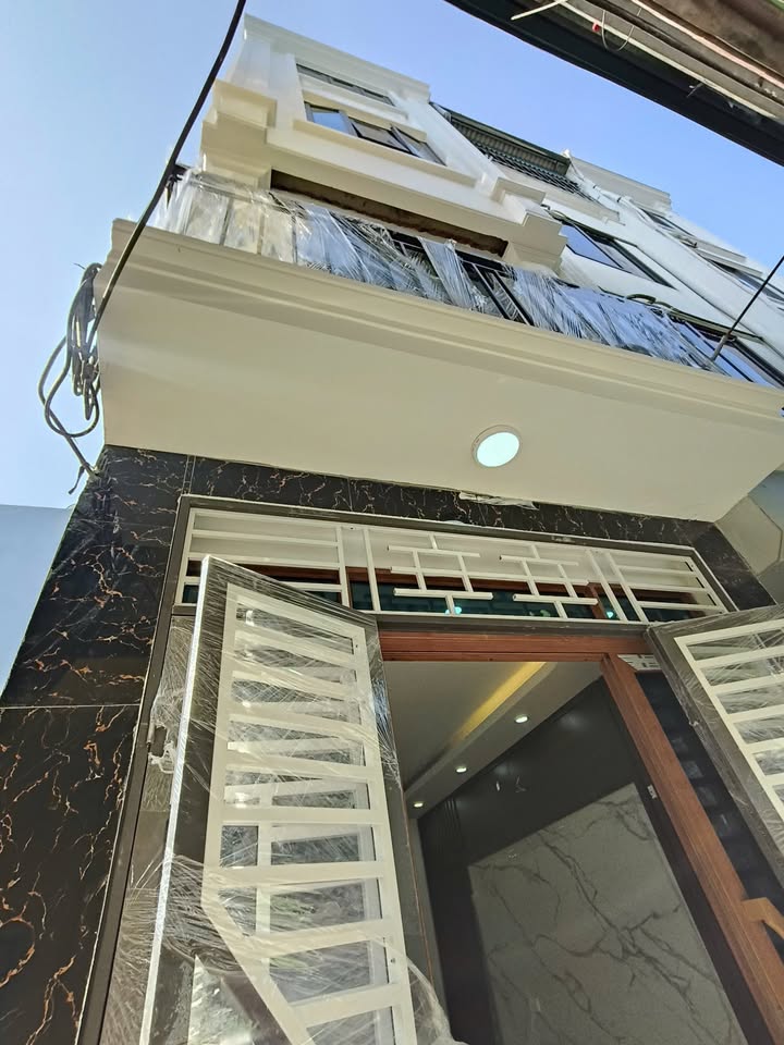 Nhà ngõ 1 Thượng Phúc, Tả Thanh Oai 31m² giá 4.7 tỷ - Nhà đẹp, sổ đỏ chính chủ!