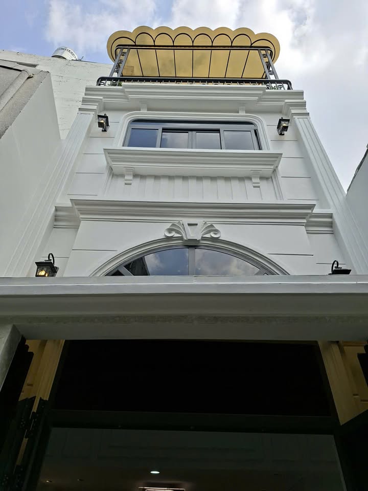 FrontHouse đường Vạn Kiếp, quận Bình Thạnh 27m² giá 7.85 tỷ - Cực đắc địa, ô tô tới cửa!