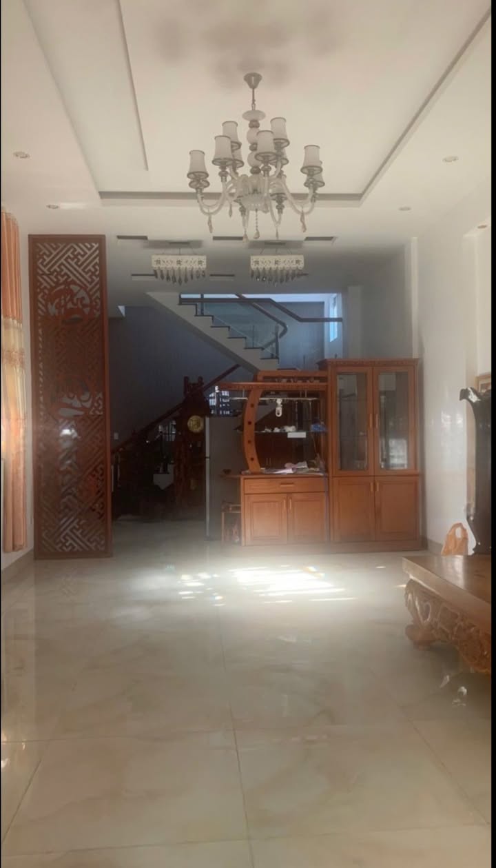 Nhà 4 tầng Điện Biên Phủ, Thanh Khê, 179.6m² giá 6.99 tỷ - Góc 3 mặt thoáng, cơ hội đầu tư hiếm có!