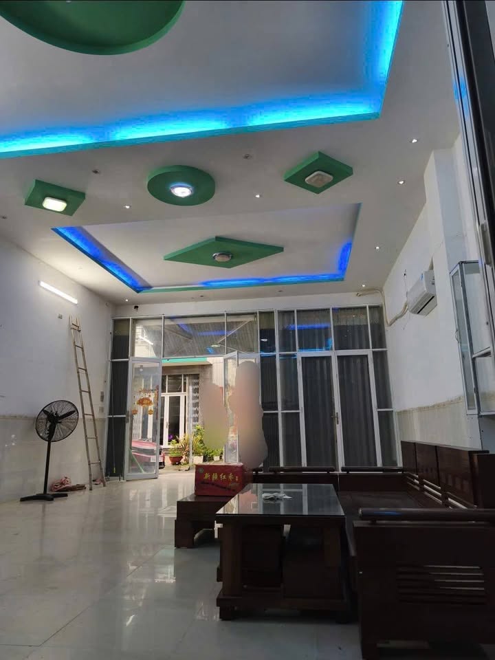 Nhà 2 tầng Hòn Rớ, Nha Trang 84m² giá 5 tỷ - Sổ đỏ riêng, gần trường học!