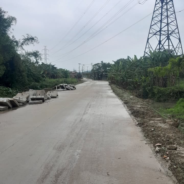 Đất nền Hòa Phong, Đà Nẵng 200m² - Sổ đỏ chính chủ, giá chỉ 1.35 tỷ!