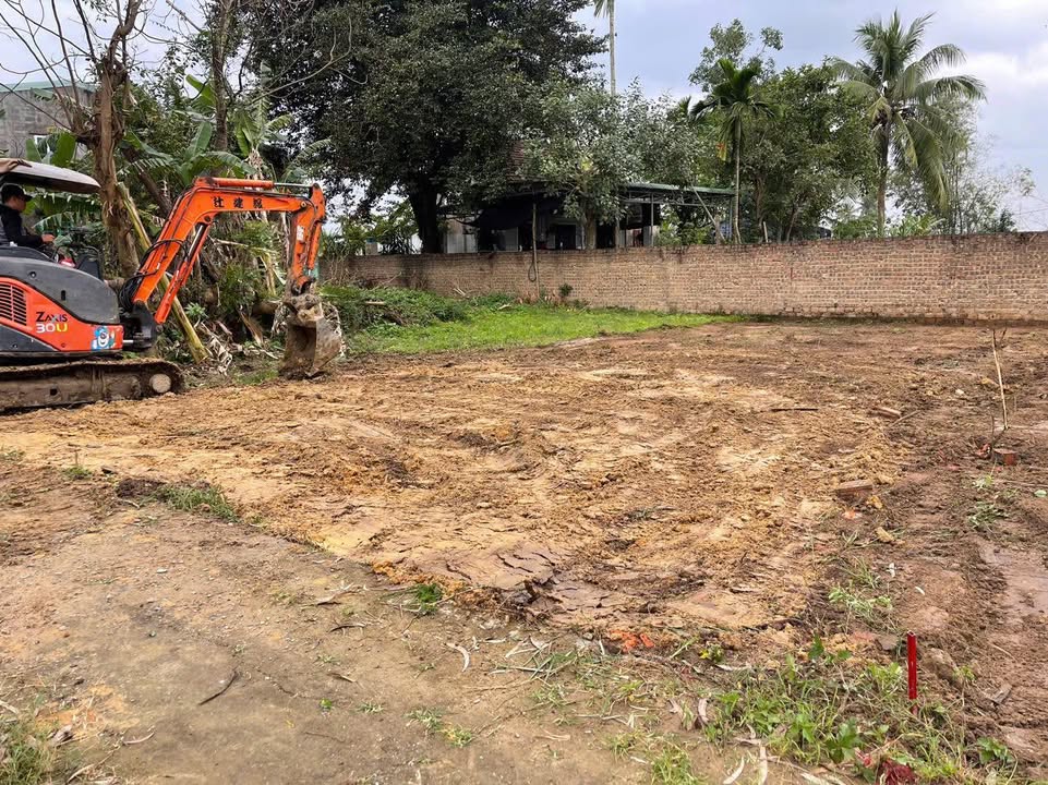 Đất thổ cư Lệ Sơn 2, Hòa Tiến 127m² giá 1 tỷ - Đường bê tông, vị trí đẹp!