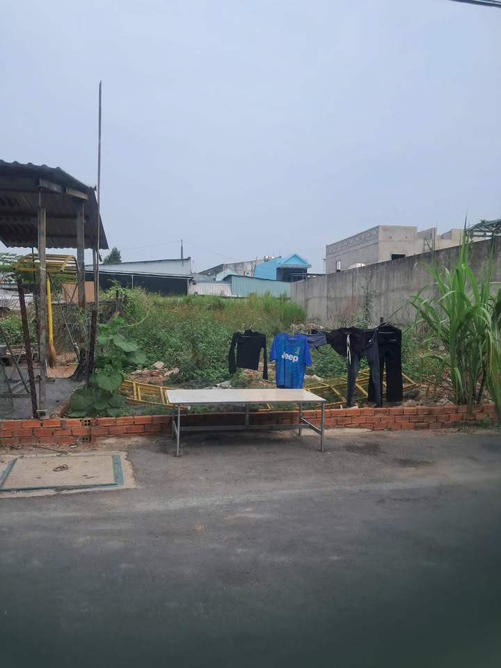 Đất nền mặt tiền đường Dương Công Khi, Hóc Môn 140m² giá 4 tỷ - Đầu tư sinh lời ngay!