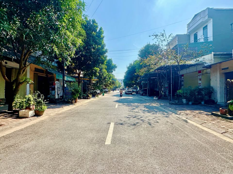 Nhà 2,5 tầng Đông Vệ, Thanh Hóa 58m² giá 5.2 tỷ - Chính chủ bán gấp!