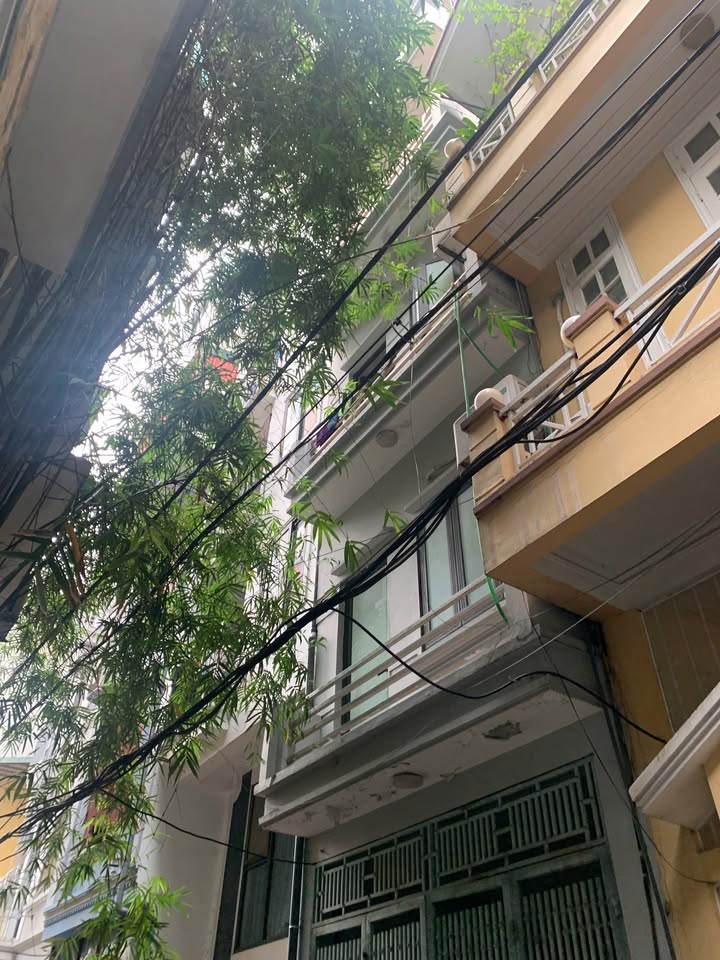 Nhà riêng Hồ Tùng Mậu 54m² giá 12 tỷ - Ô tô đỗ cửa, dễ cải tạo!