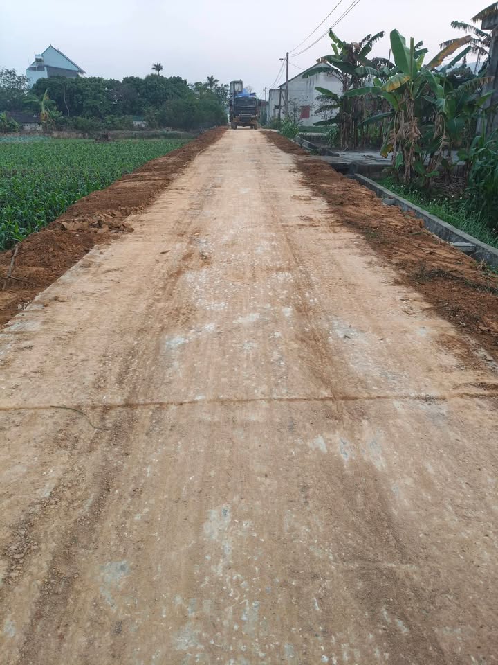 Đất nền Nông Cống 200m² giá rẻ - 2 mặt tiền đường thuận lợi!