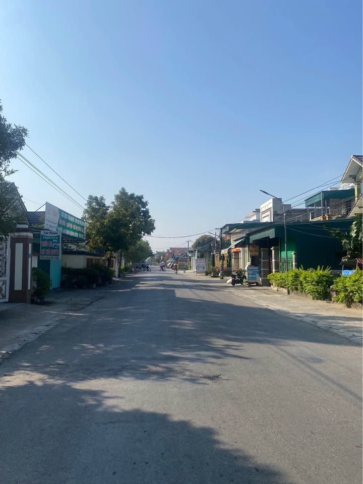 Đất nền Quảng Lưu 185m² giá 7 tỷ - Đầu tư sinh lời ngay hôm nay!