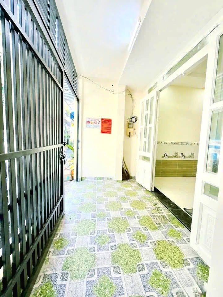 Nhà bán đường Bà Hom quận 6, 75m² giá 5 tỷ - Vị trí đẹp, sẵn sàng ở ngay!