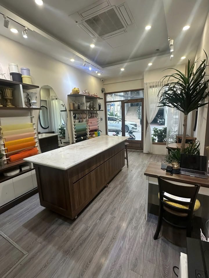 Cho thuê mặt bằng Bùi Thị Xuân, Hai Bà Trưng 40m² - Vị trí đắc địa gần Nguyễn Du