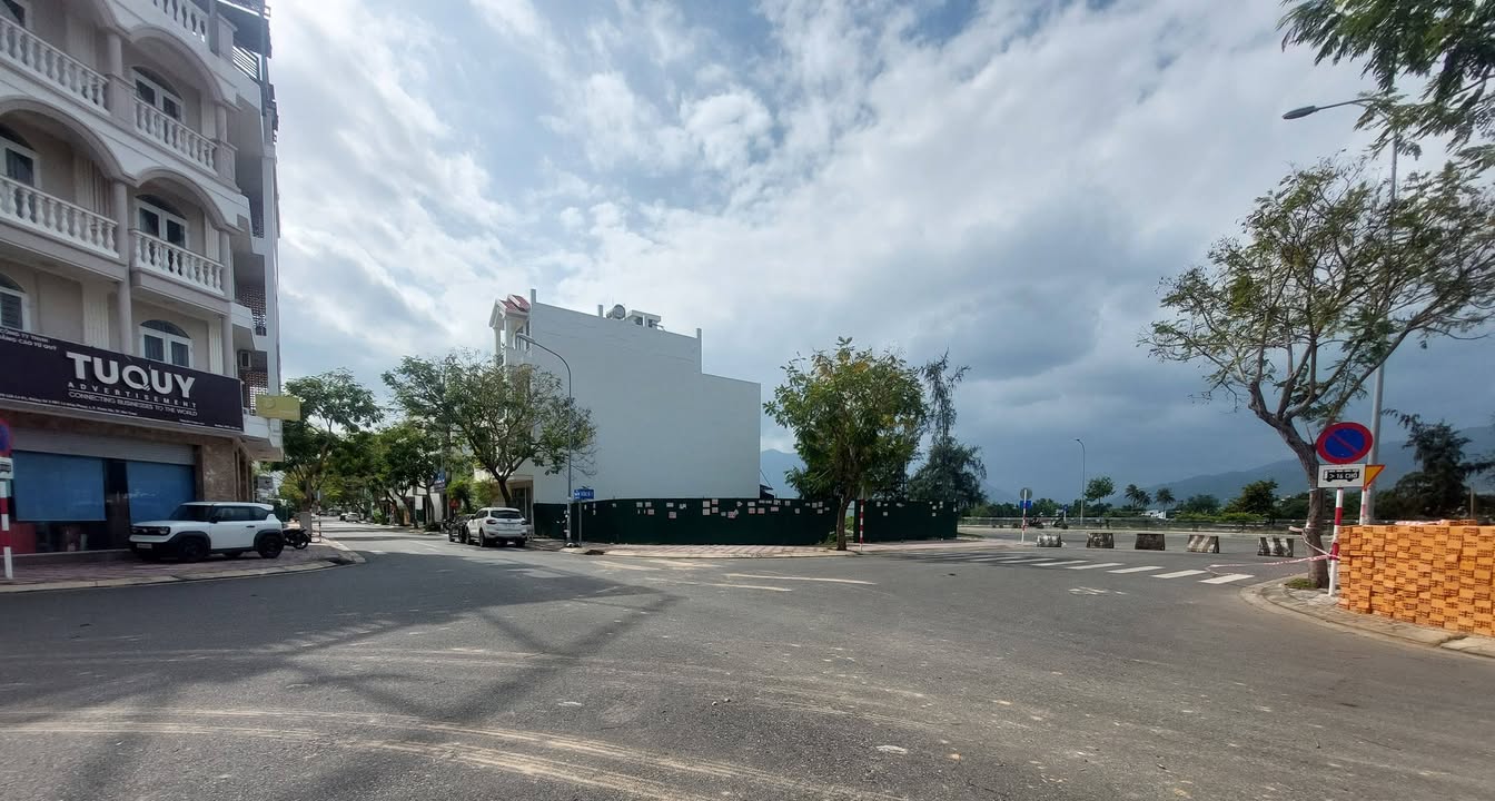 Đất nền góc Lạc An, Nha Trang 163m² giá 20.39 tỷ - Cơ hội vàng đầu tư!