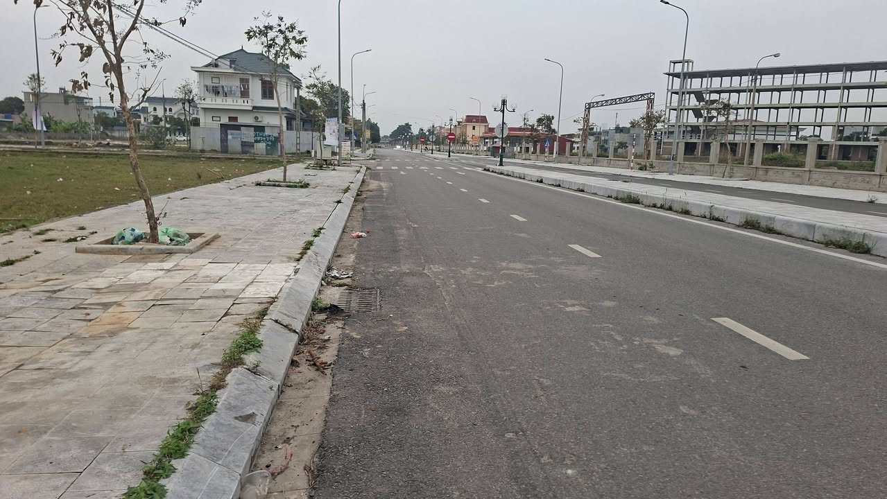 Đất mặt tiền đường Phạm Tiến Năng, Tân Phong 111m² giá 2.6 tỷ - Cơ hội đầu tư hấp dẫn!