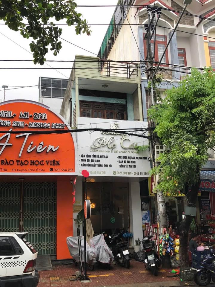 Nhà Mặt Tiền Kinh Doanh Hoàng Văn Thụ 42m² giá 4 tỷ - Đầu tư sinh lời ngay!