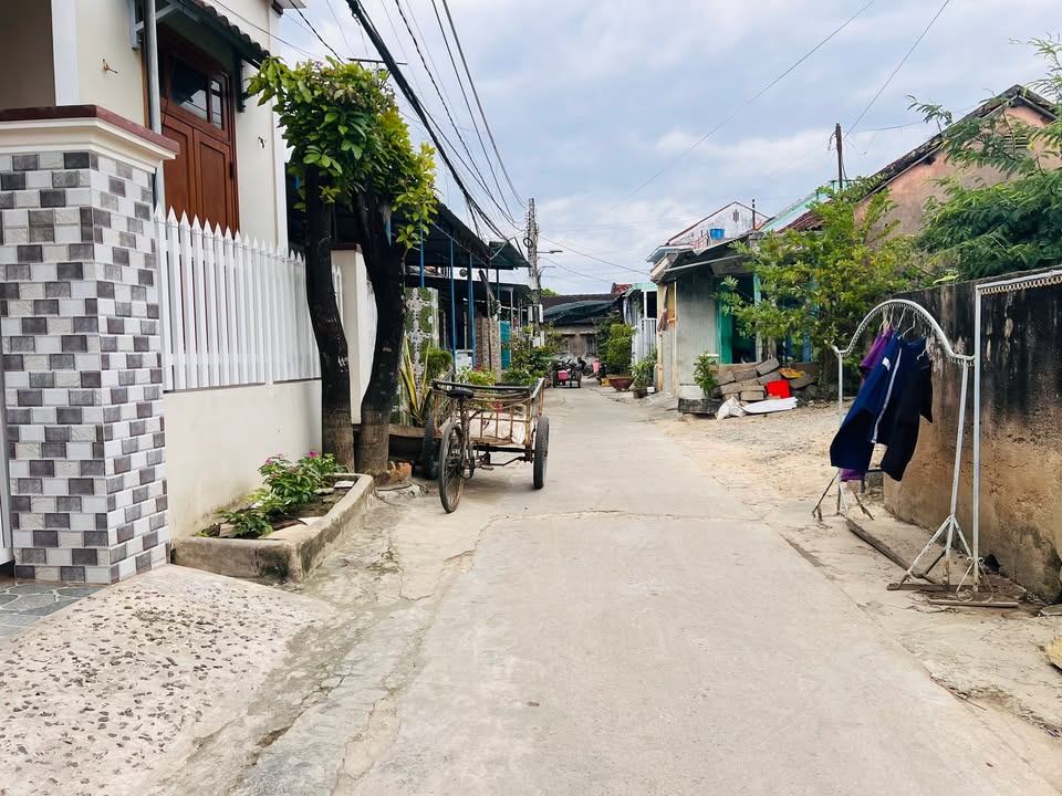 Nhà Ninh Hiệp 50.5m² giá 750 triệu - Vị trí đắc địa, tiện ích đầy đủ!