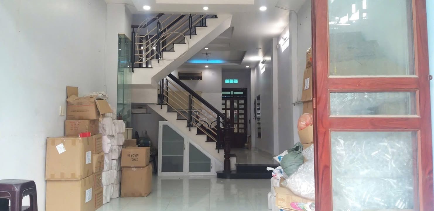 Nhà riêng Hóc Môn 80m² giá 4 tỷ - Chính chủ cần bán gấp!