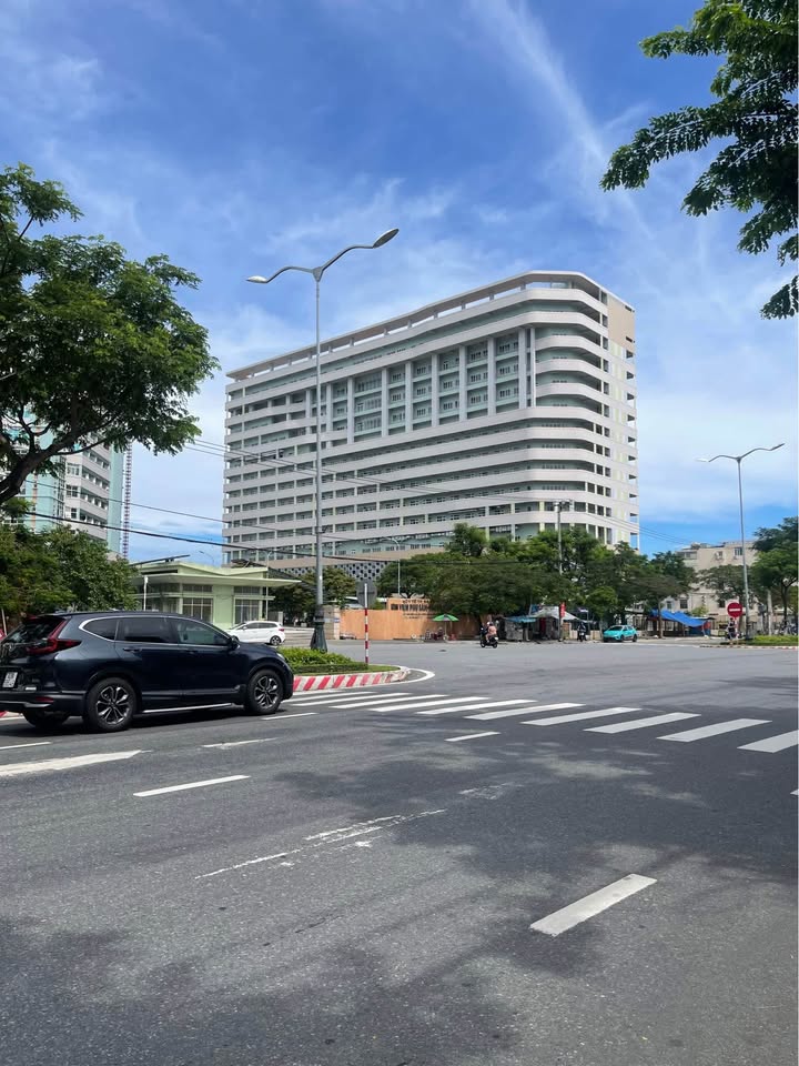 Bán đất mặt tiền đường Lê Văn Hiến, Ngũ Hành Sơn 77.6m² giá 8.5 tỷ - Đầu tư sinh lời lâu dài!