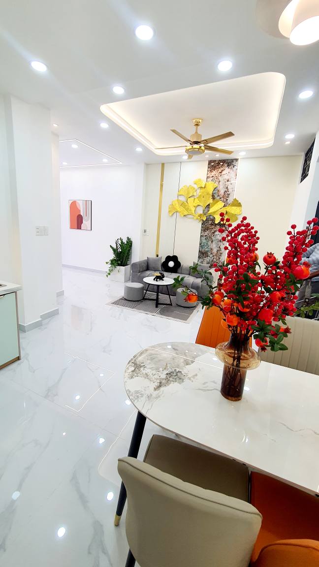 Nhà phố Trần Bình Trọng, Bình Thạnh 37m² giá 6 tỷ - Khu dân trí cao, giao thông thuận lợi