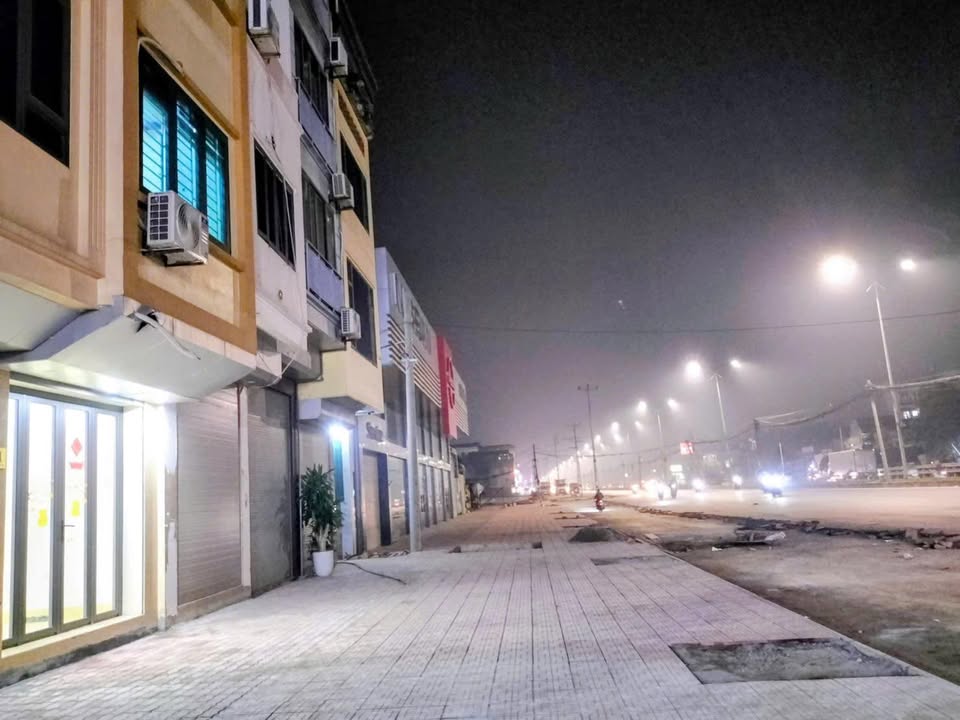 Mặt phố Giải Phóng, Thanh Trì 30m² giá 8 tỷ - Đầu tư sinh lời hấp dẫn!