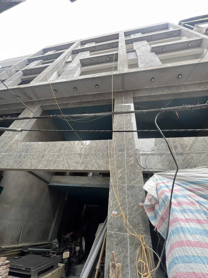 Nhà đẹp Thạch Bàn 55m² giá 11.4 tỷ - Ô tô vào tận nhà, vị trí kim cương!