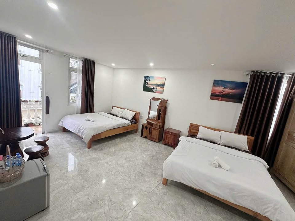 Khách sạn 6 tầng mặt tiền Lý Tự Trọng Đà Lạt 70m² giá 18.9 tỷ - Đầu tư sinh lời ngay!