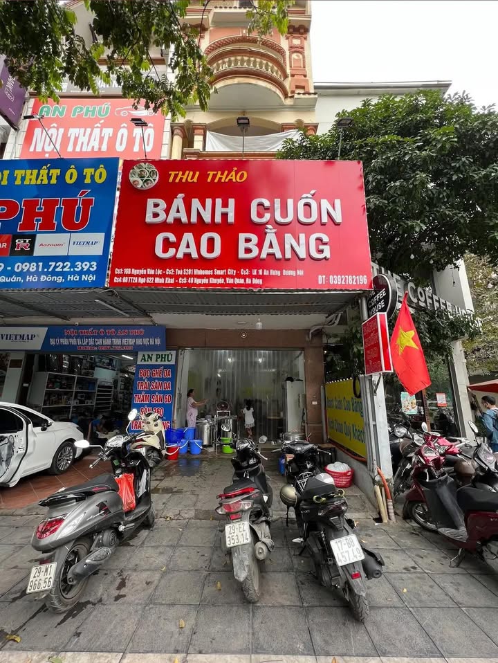 Cho thuê mặt phố Hoàng Cầu 160m² - Giá thuê cực hấp dẫn!