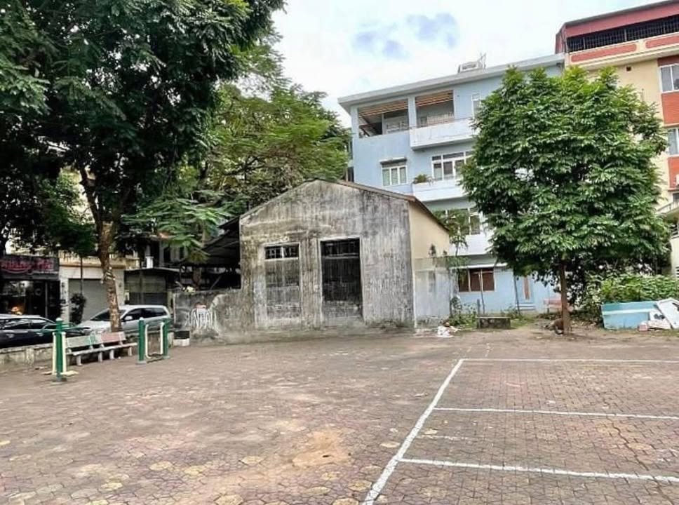 Mặt bằng kinh doanh cho thuê tại phố Nguyễn Vĩnh Bảo, Cầu Giấy 128m² - Vị trí đắc địa, giá chỉ 20 triệu/tháng!