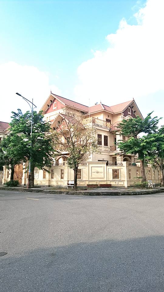 Biệt thự Townhouse tại TP Đồng Hới 417m² - Vị trí đắc địa mặt tiền