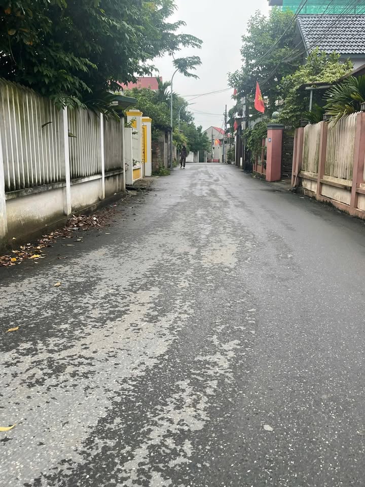 Đất nền Cẩm Khê 108m² giá 1.5 tỷ - Vị trí trung tâm, đường nhựa 6m!