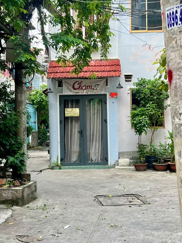 Nhà nhỏ Huỳnh Văn Bánh, Phú Nhuận 13.5m² giá 2.5 tỷ - Sổ đỏ chính chủ, nở hậu tài lộc!