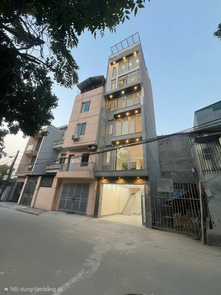 Nhà 7 tầng Thạch Bàn 50m² giá 21,5 tỷ - Cơ hội đầu tư tuyệt vời!