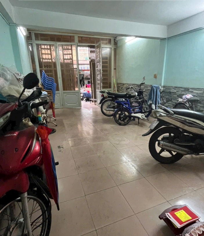 Nhà đẹp hẻm xe hơi 4m Quận 11, DT 42.9m² giá 6.65 tỷ - Sổ hồng chính chủ