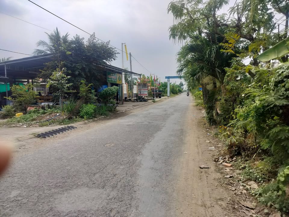 Đất nền ấp 3 Gia Thuận, Gò Công Đông 2100m² giá 2,2 tỷ - Đầu tư lý tưởng cho nhà vườn!