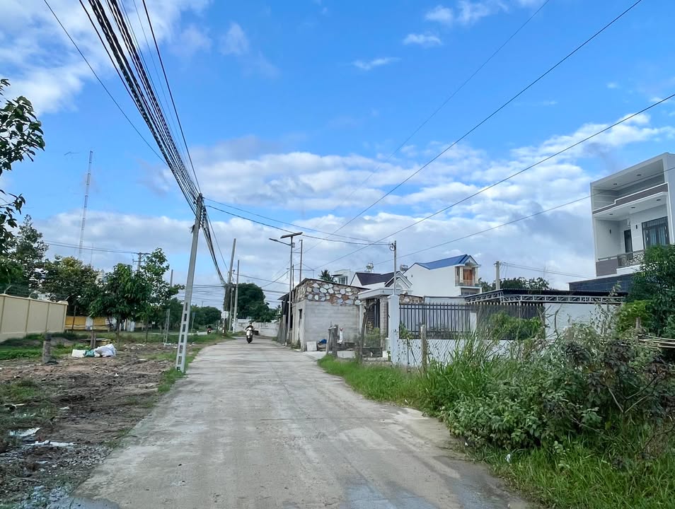 Đất nền Cam Phúc Bắc 223.1m² giá 1.6 tỷ - Tiện ích xung quanh đầy đủ!