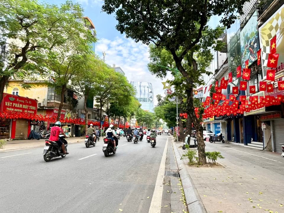 FrontHouse Đống Đa 50m² - Kinh doanh đỉnh cao tại Nguyễn Thái Học!