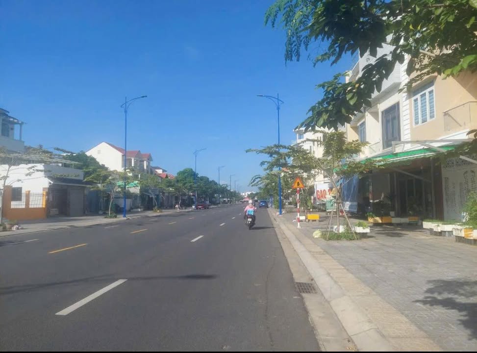 Đất mặt tiền Lê Quang Định, Vũng Tàu 94m² giá 10.7 tỷ - Cơ hội đầu tư hiếm có!