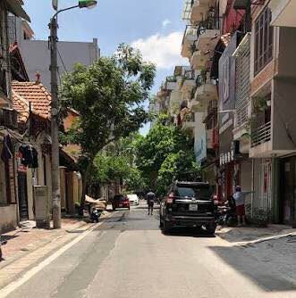 Biệt thự sân vườn Tứ Liên Tây Hồ 130m² giá 34.5 tỷ - Đầu tư sinh lời lý tưởng!