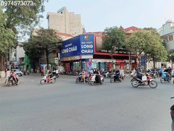 Bán gấp FrontHouse Ngô Gia Tự Long Biên 136m² giá 26.5 tỷ - Đầu tư sinh lời cao!