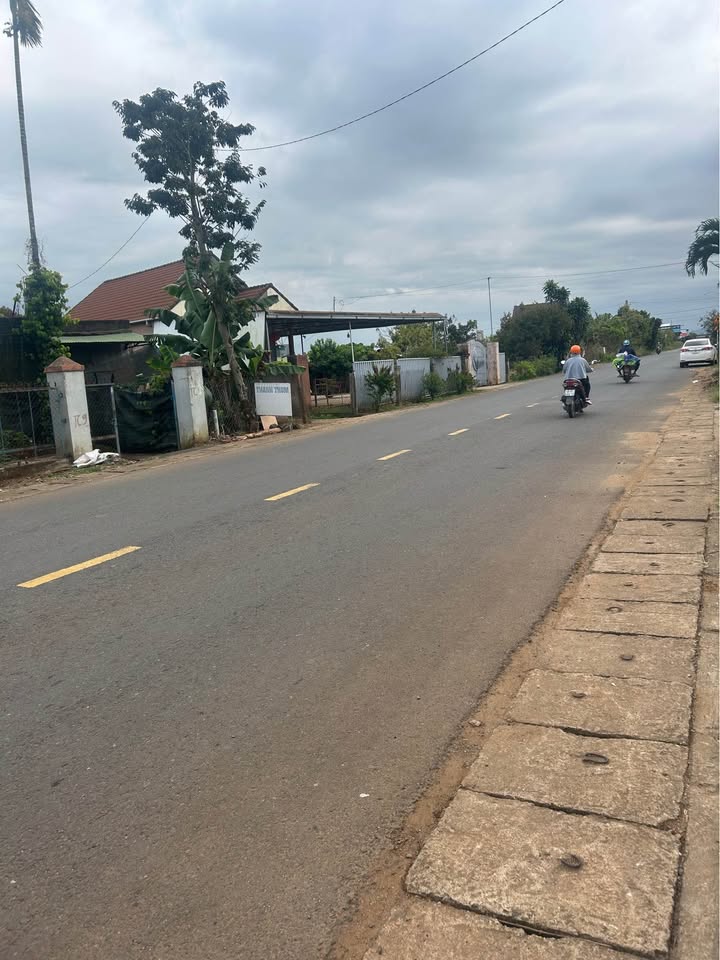 Nhà mặt tiền đường Âu Cơ, Tân Lạc, Bảo Lâm 308m² giá 1.8 tỷ - Chính chủ bán gấp!