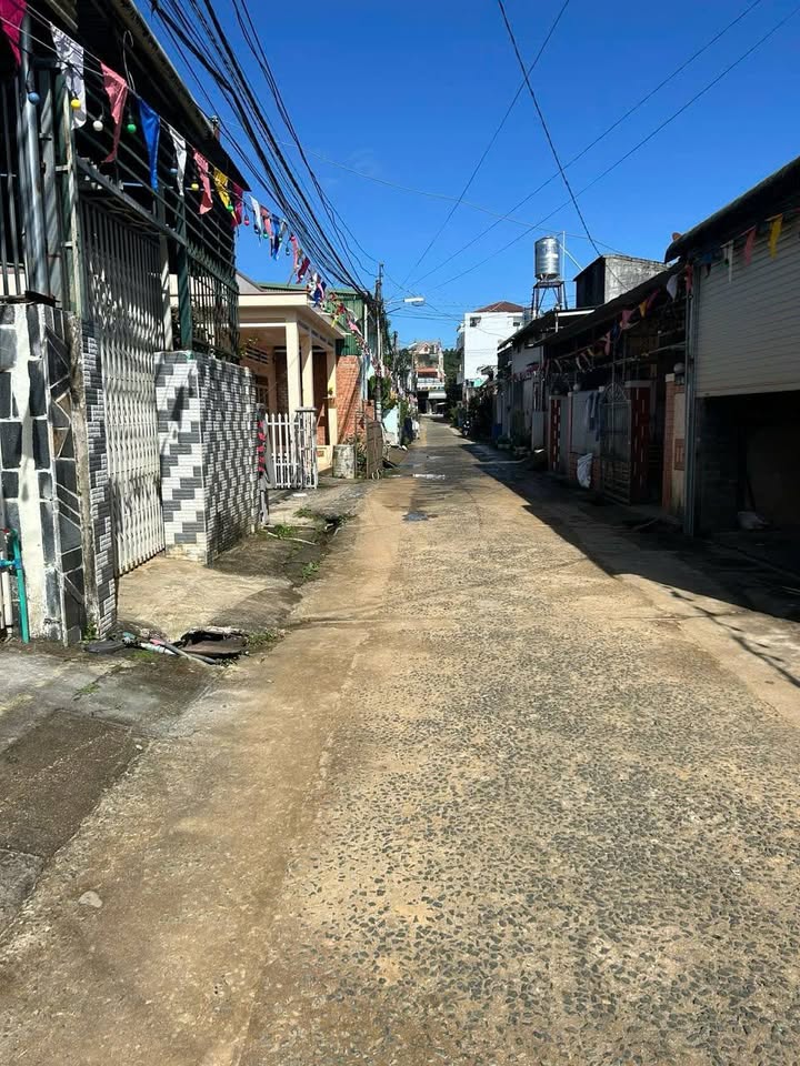 Nhà cấp 4 Bảo Lộc 168m² giá 1.5 tỷ - Gần chợ Đại Lào thuận tiện kinh doanh!