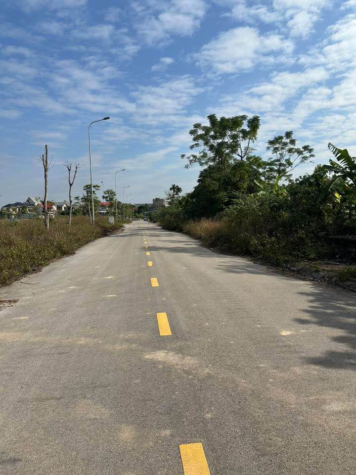 Đất nền KDC số 3 Xương Giang 82m² giá chỉ 3Xxx - Cơ hội đầu tư hấp dẫn!