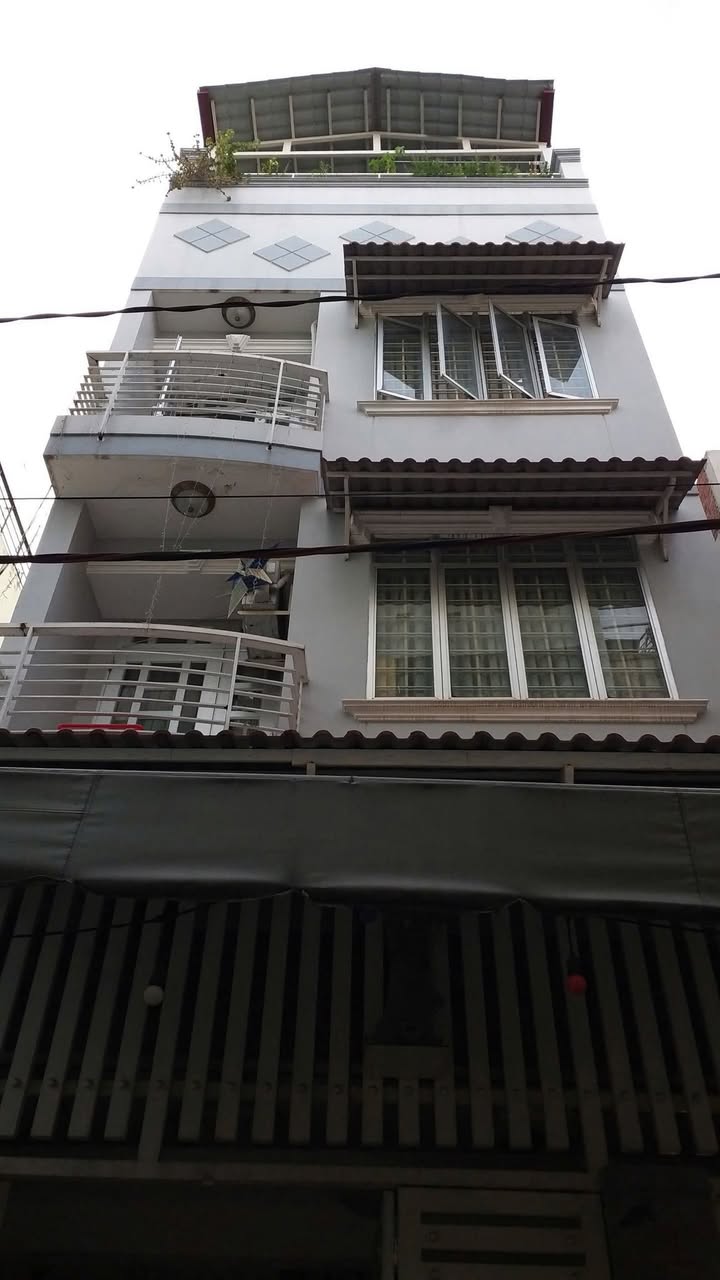 Nhà phố 6 tầng Cư Xá Bắc Hải 60m² giá 10.5 tỷ - Hẻm xe hơi vào tận nhà!