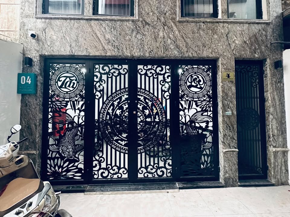 Chính chủ bán tòa nhà 8.5 tầng tại Nguyễn Chí Thanh, 85m², giá 24.5 tỷ - Dòng tiền ổn định 120 triệu/tháng!