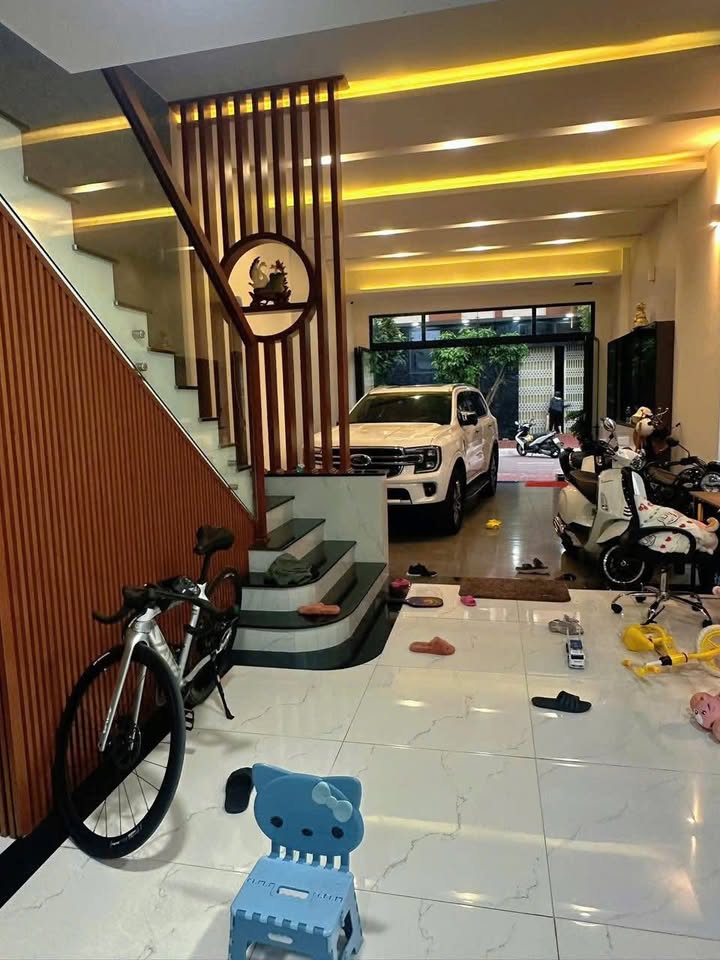 Nhà 4 tầng Quang Trung 160m² giá 10.5 tỷ - Chính chủ bán gấp!