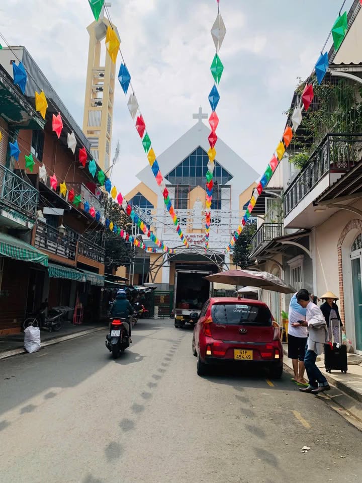 Nhà phố Tân Thới Nhất, Quận 12, 88m² chỉ 6.1 tỷ - Phù hợp cho gia đình đông người!