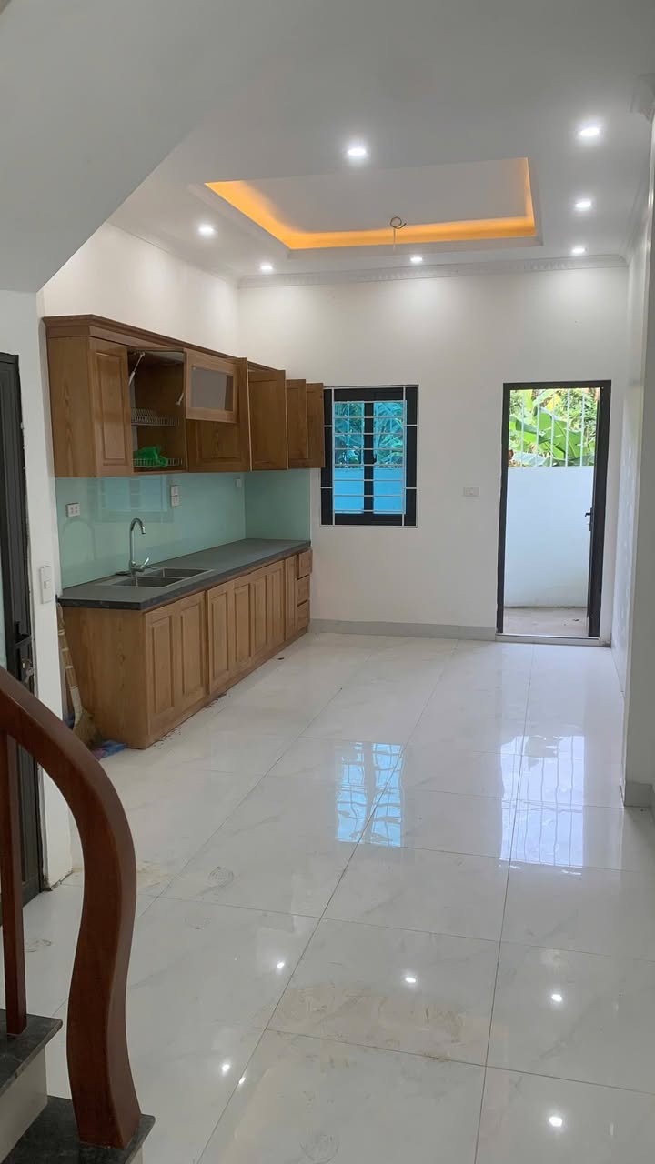 Nhà cho thuê Ngõ 199 Liên Mạc 50m² giá 8 triệu - Đủ đồ cơ bản, sẵn sàng vào ở!